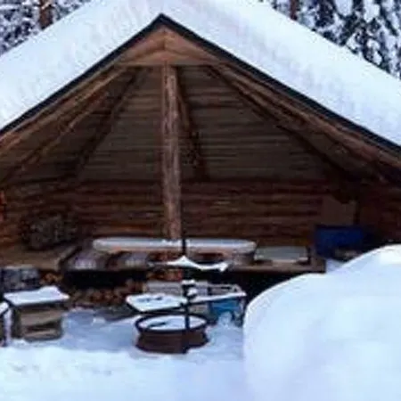 Holiday Metsokumpu Дом отдыха Пелло